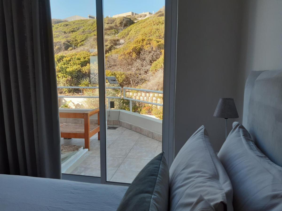 2Whitewaters Bloubergstrand Homestay Esterno foto